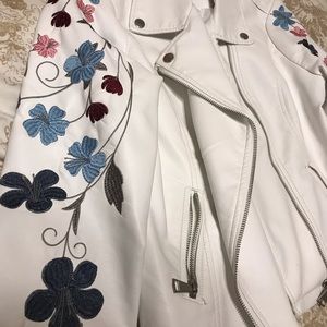 New Look | White faux leather stitched jacket